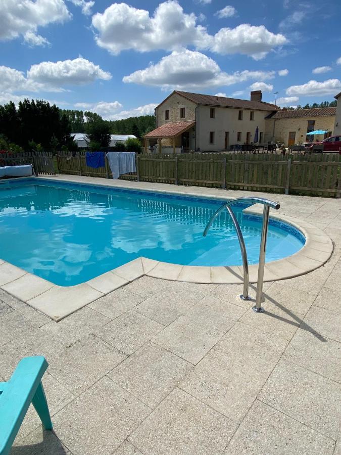 Loire Escapes Ξενοδοχείο Berrie Εξωτερικό φωτογραφία